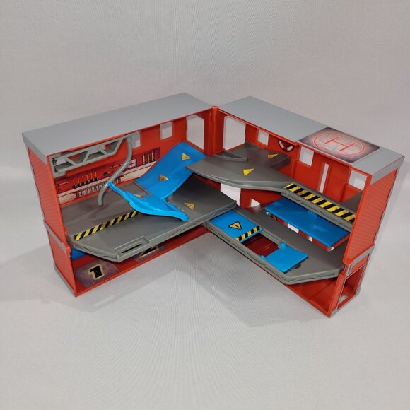 Micro Machines Mini Tuner Garage Playset by Hasbro - Picture 2 of 2